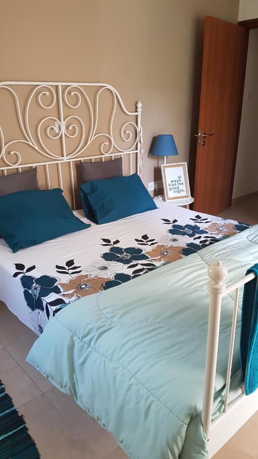 Kerynia Apartments Paphos ภายนอก รูปภาพ