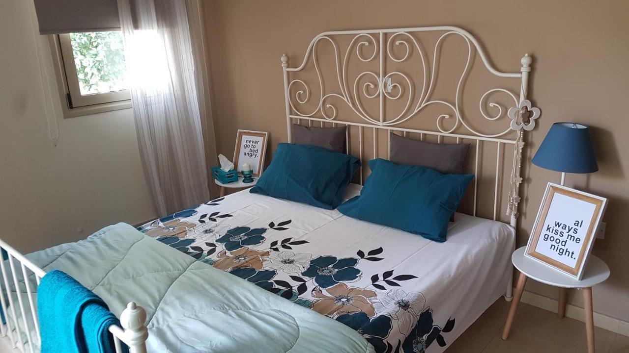 Kerynia Apartments Paphos ภายนอก รูปภาพ