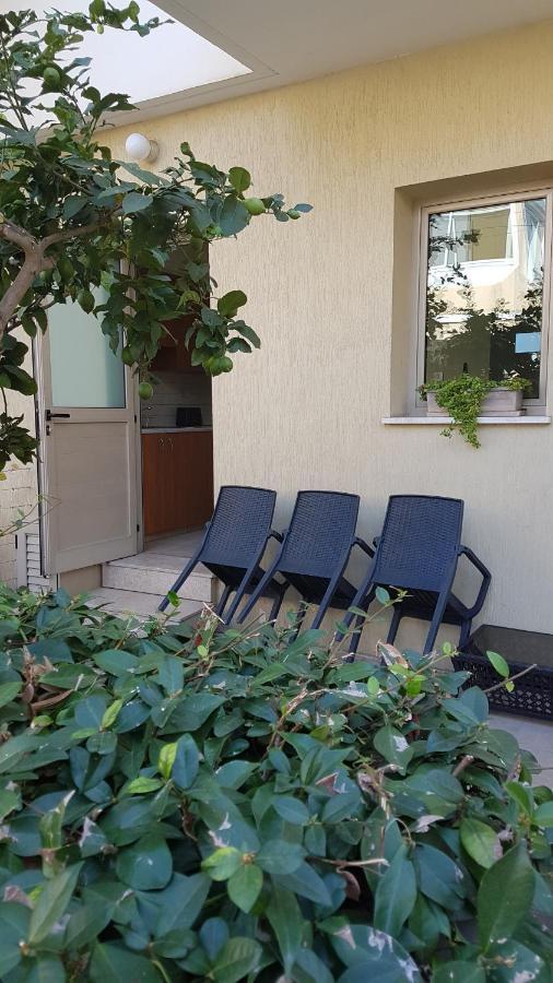 Kerynia Apartments Paphos ภายนอก รูปภาพ