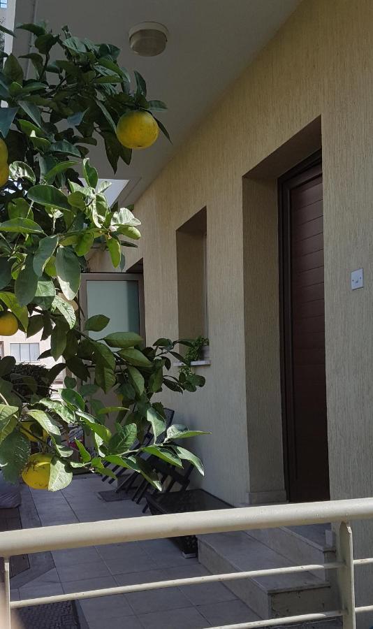 Kerynia Apartments Paphos ภายนอก รูปภาพ