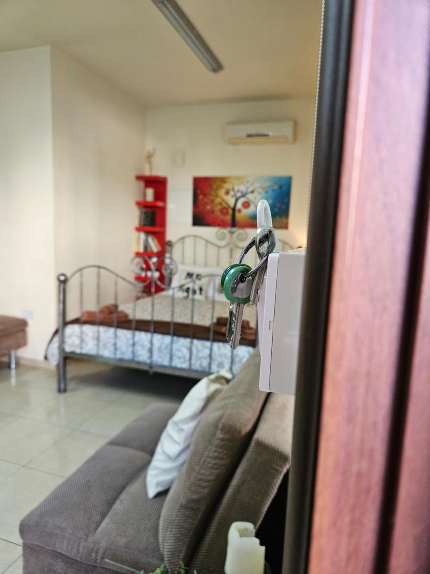 Kerynia Apartments Paphos ภายนอก รูปภาพ