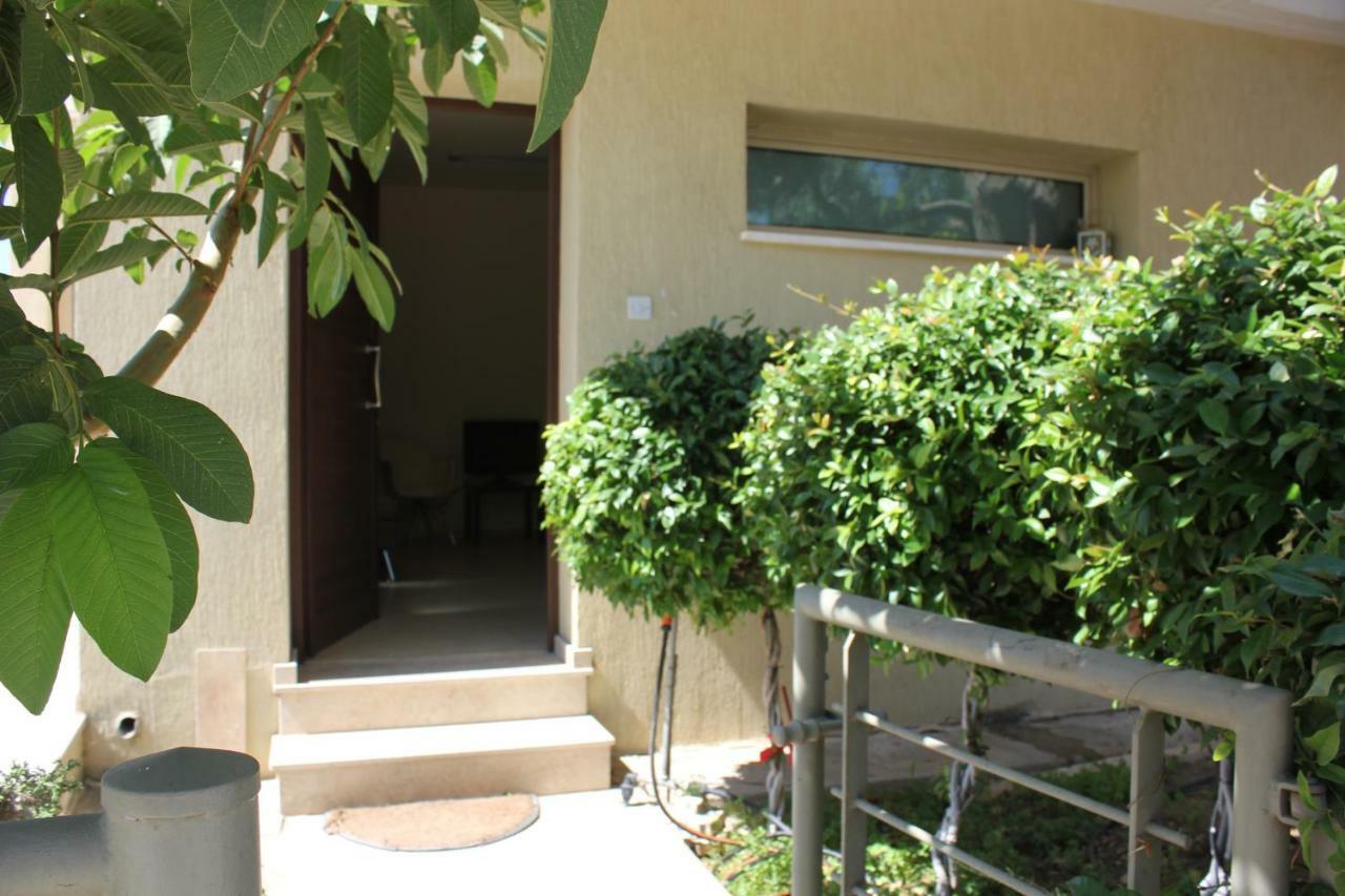 Kerynia Apartments Paphos ภายนอก รูปภาพ